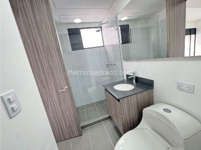 Apartaestudio en arriendo en El Poblado, Medellín, 45 m² · foto 9 de 11