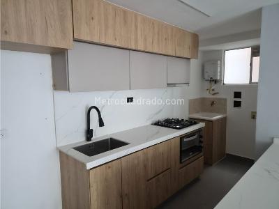 Apartamento en arriendo en Ciudad Del Rio, Medellín · foto 3 de 15
