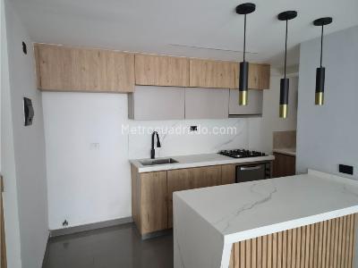 Apartamento en arriendo en Ciudad Del Rio, Medellín · foto 5 de 15