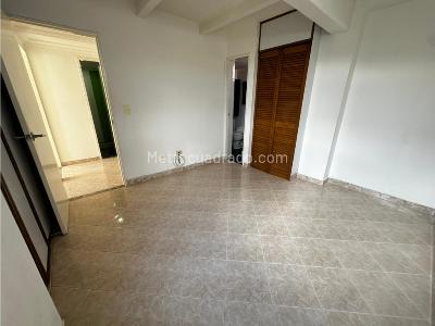 Apartamento de 3 alcobas en arriendo en Loma De Los Bernal, Medellín, 95 m² · foto 7 de 20