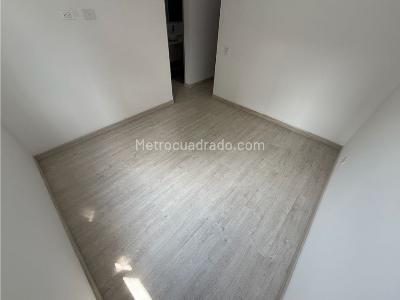 Apartamento de 3 alcobas en arriendo en San German, Medellín, 90 m² · foto 10 de 16