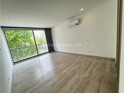 Apartamento de 1 alcoba en arriendo en Altos Del Poblado, Medellín, 104 m² · foto 12 de 17