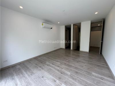 Apartamento de 1 alcoba en arriendo en Altos Del Poblado, Medellín, 104 m² · foto 13 de 17