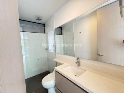 Apartamento de 1 alcoba en arriendo en Altos Del Poblado, Medellín, 104 m² · foto 14 de 17