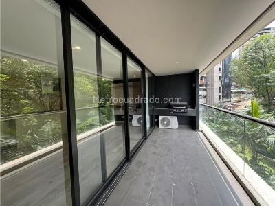 Apartamento de 1 alcoba en arriendo en Altos Del Poblado, Medellín, 104 m² · foto 4 de 17