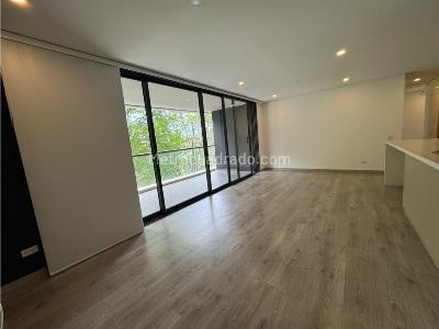 Apartamento de 1 alcoba en arriendo en Altos Del Poblado, Medellín, 104 m² · foto 6 de 17
