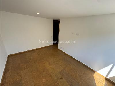 Apartamento de 2 alcobas en arriendo en Loma Del Escobero, Envigado, 90 m² · foto 16 de 20