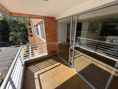Apartamento de 2 alcobas en arriendo en Loma Del Escobero, Envigado, 90 m² · foto 6 de 20