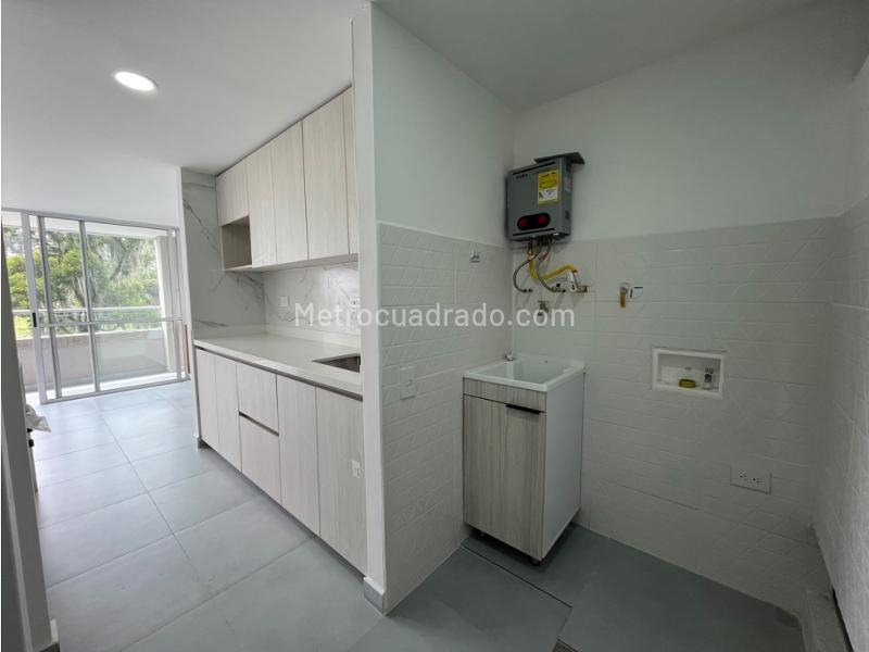 2BR Apartment in La Ferrería, La Estrella - 3