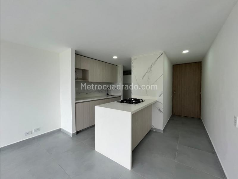 2BR Apartment in La Ferrería, La Estrella - 4