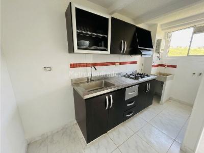 Apartamento de 3 alcobas en arriendo en Rodeo Alto, Medellín, 70 m² · foto 3 de 16