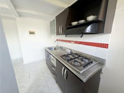 Apartamento de 3 alcobas en arriendo en Rodeo Alto, Medellín, 70 m² · foto 4 de 16
