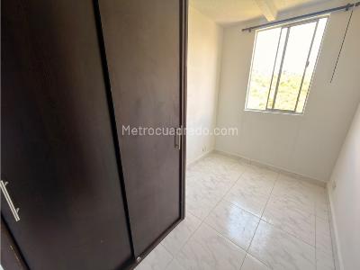 Apartamento de 3 alcobas en arriendo en Rodeo Alto, Medellín, 70 m² · foto 9 de 16