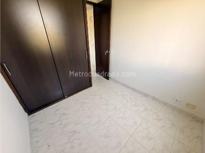 Apartamento de 3 alcobas en arriendo en Rodeo Alto, Medellín, 70 m² · foto 12 de 16