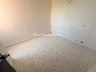 Apartamento de 3 alcobas en arriendo en Rodeo Alto, Medellín, 70 m² · foto 13 de 16