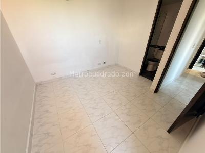 Apartamento de 3 alcobas en arriendo en Rodeo Alto, Medellín, 70 m² · foto 14 de 16