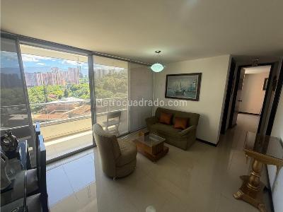 Apartamento de 2 alcobas en arriendo en Los Alcazares, Sabaneta, 78 m² · foto 3 de 17