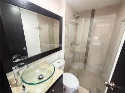 Apartamento de 2 alcobas en arriendo en Los Alcazares, Sabaneta, 78 m² · foto 7 de 17