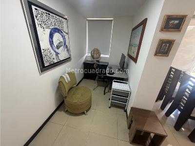 Apartamento de 2 alcobas en arriendo en Los Alcazares, Sabaneta, 78 m² · foto 16 de 17