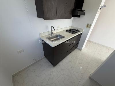 Apartamento de 3 alcobas en arriendo en Calasanz Parte Alta, Medellín, 68 m² · foto 4 de 13