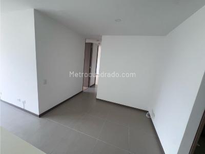 Apartamento de 2 alcobas en arriendo en Loma Del Escobero, Envigado, 88 m² · foto 7 de 20