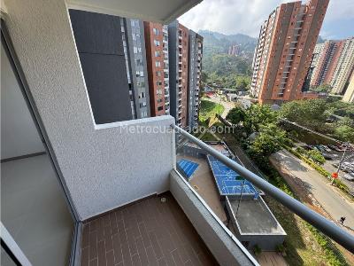 Apartamento de 3 alcobas en arriendo en La Cuenca, Envigado, 70 m² · foto 2 de 20