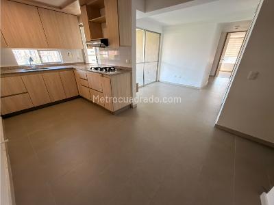 Apartamento de 3 alcobas en arriendo en Loma De Los Bernal, Medellín, 75 m² · foto 2 de 17