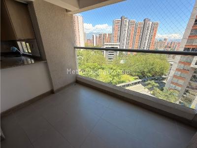 Apartamento de 3 alcobas en arriendo en Loma De Los Bernal, Medellín, 75 m² · foto 5 de 17