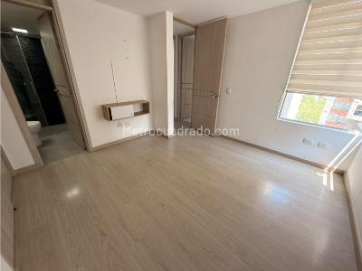 Apartamento de 3 alcobas en arriendo en Loma De Los Bernal, Medellín, 75 m² · foto 11 de 17