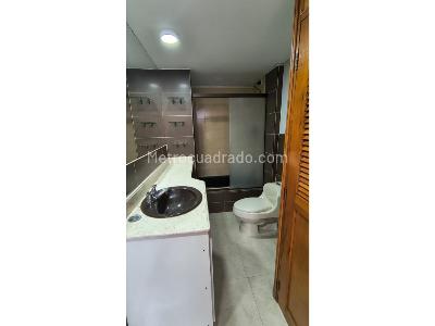 Apartamento de 3 alcobas en arriendo en Patio Bonito, Medellín, 140 m² · foto 16 de 16