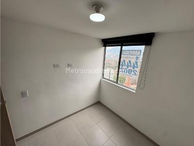 Apartamento de 3 alcobas en arriendo en La Cuenca, Envigado, 70 m² · foto 16 de 20