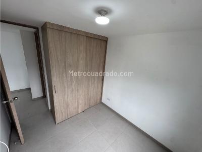 Apartamento de 3 alcobas en arriendo en La Cuenca, Envigado, 70 m² · foto 7 de 20
