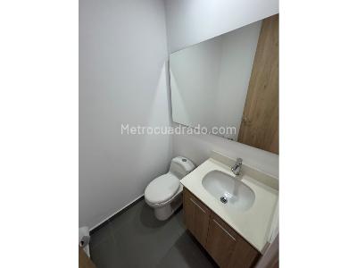Apartamento de 2 alcobas en arriendo en Loma Del Escobero, Envigado, 88 m² · foto 15 de 20