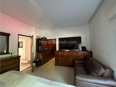 Apartamento en arriendo en El Tesoro, Medellín · foto 16 de 20