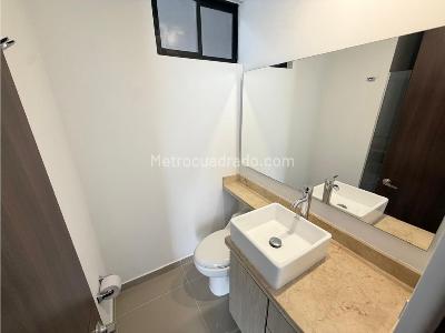 Apartamento de 2 alcobas en arriendo en Las Lomitas, Sabaneta, 76 m² · foto 14 de 20