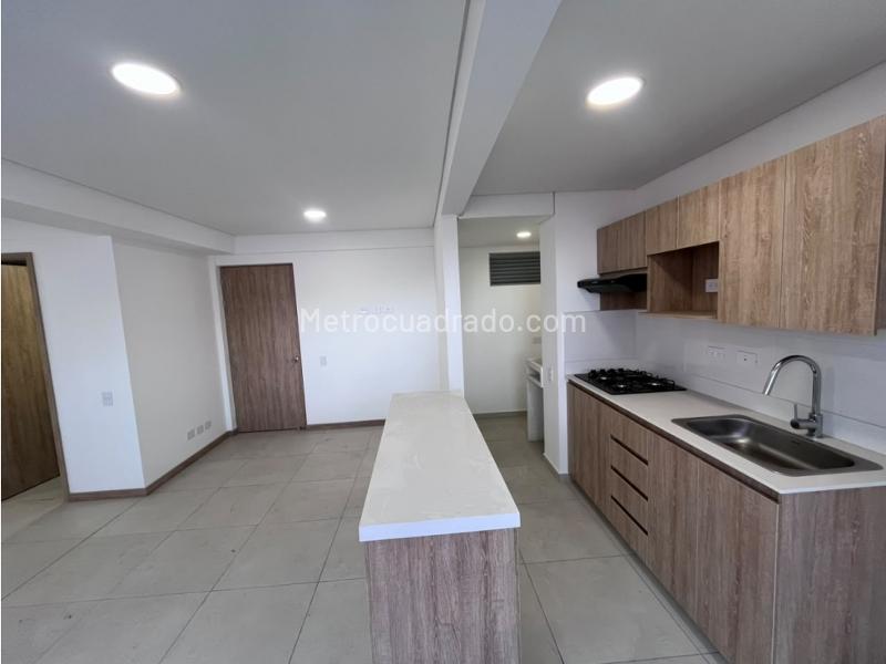 Beautiful 2BR Apartment with Great Views in Fátima