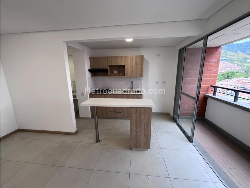 Beautiful 2BR Apartment with Great Views in Fátima - 2