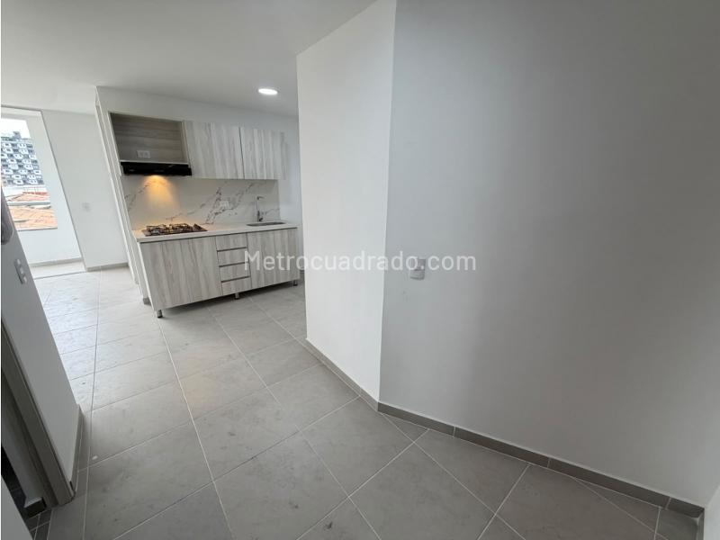 Brand-New 2BR Apartment in Maria Auxiliadora - 3