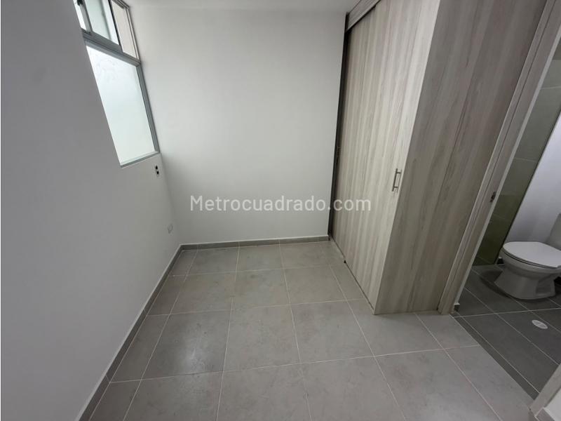 Brand-New 2BR Apartment in Maria Auxiliadora - 4