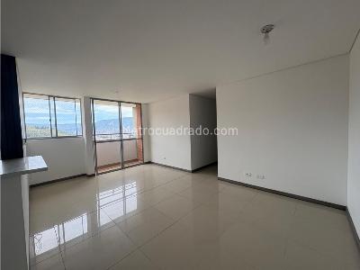 Apartamento de 3 alcobas en arriendo en Ditaires, Itagüí, 70 m² · foto 3 de 20