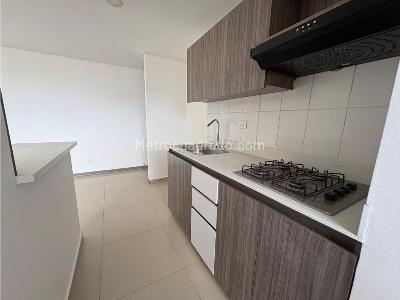 Apartamento de 3 alcobas en arriendo en Ditaires, Itagüí, 70 m² · foto 5 de 20