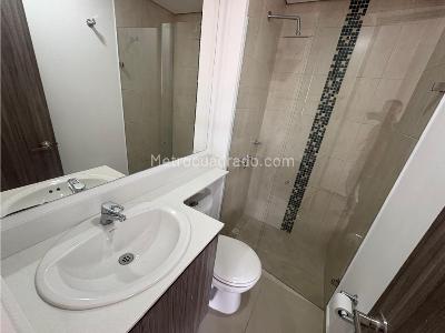 Apartamento de 3 alcobas en arriendo en Ditaires, Itagüí, 70 m² · foto 10 de 20