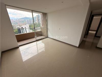Apartamento de 3 alcobas en arriendo en Loma De Los Bernal, Medellín, 85 m² · foto 5 de 20