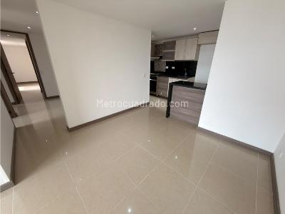 Apartamento de 3 alcobas en arriendo en Loma De Los Bernal, Medellín, 85 m² · foto 6 de 20