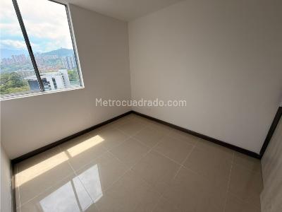 Apartamento de 3 alcobas en arriendo en Loma De Los Bernal, Medellín, 85 m² · foto 14 de 20