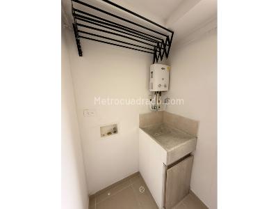 Apartamento de 3 alcobas en arriendo en Loma De Los Bernal, Medellín, 85 m² · foto 20 de 20