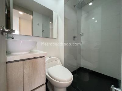 Apartamento de 3 alcobas en arriendo en El Carmelo, Sabaneta, 87 m² · foto 13 de 20