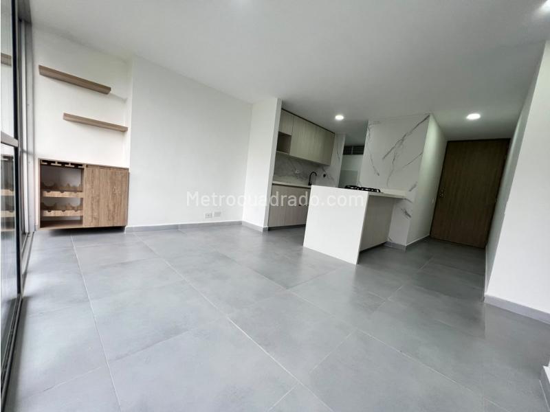 Beautiful 2BR Apartment for Rent in La Ferrería, La Estrella - 4