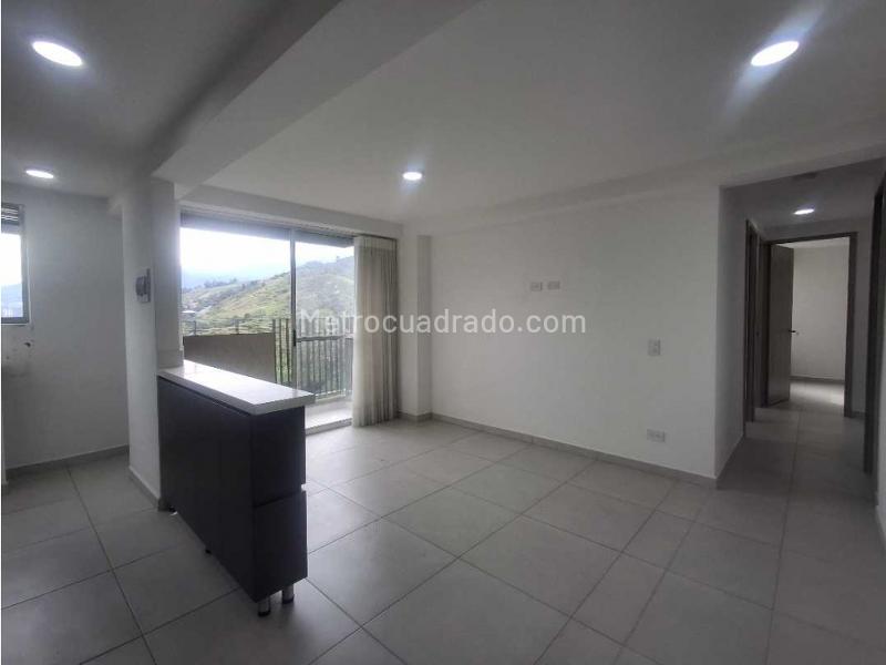 Apartamento de 3 habitaciones en Villa Ventura, Itagüí - 2