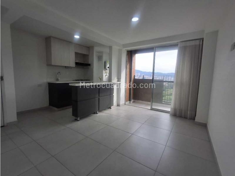 Apartamento de 3 habitaciones en Villa Ventura, Itagüí - 3